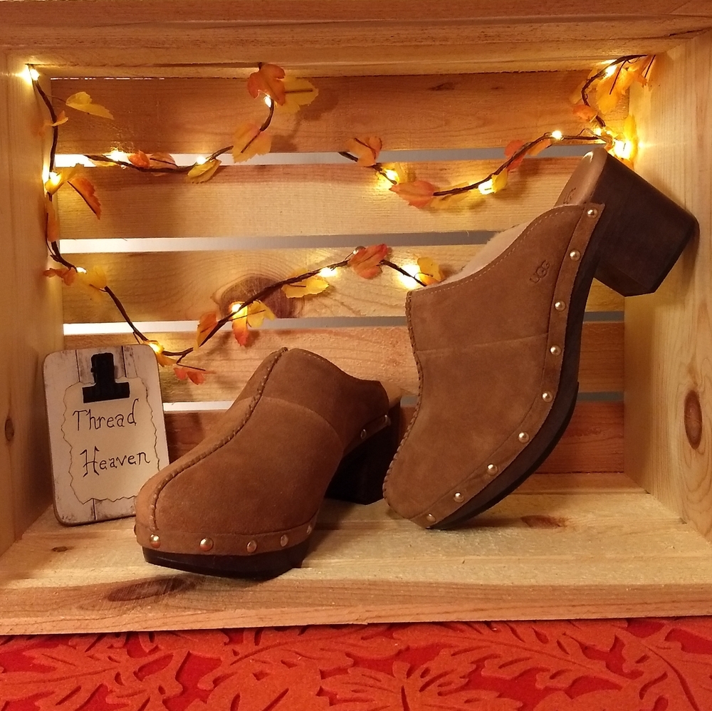 UGG Kassi Genuine Shearling Platform Clogs